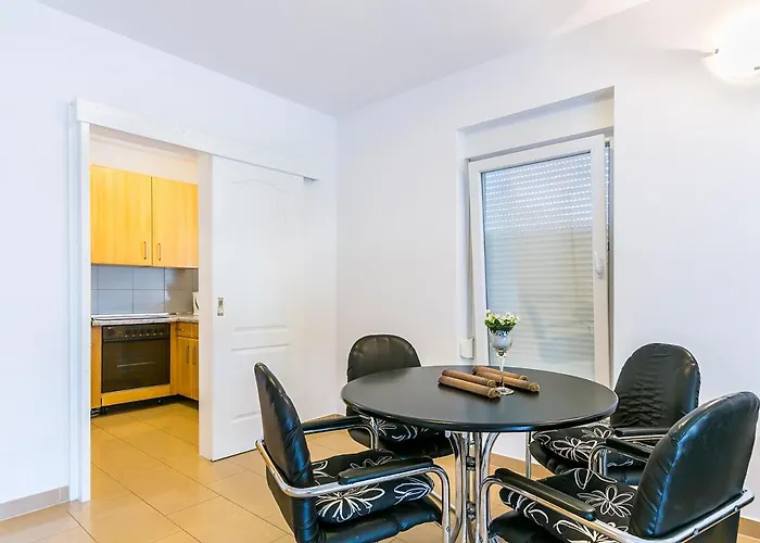 Andrea 2kat * Medulin